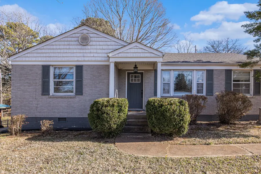 1662 Valley Rd, Clarksville, TN 37043 - #2