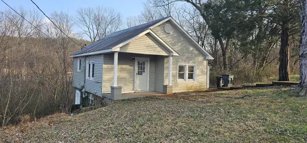 301 Old Viola Rd, McMinnville, TN 37110