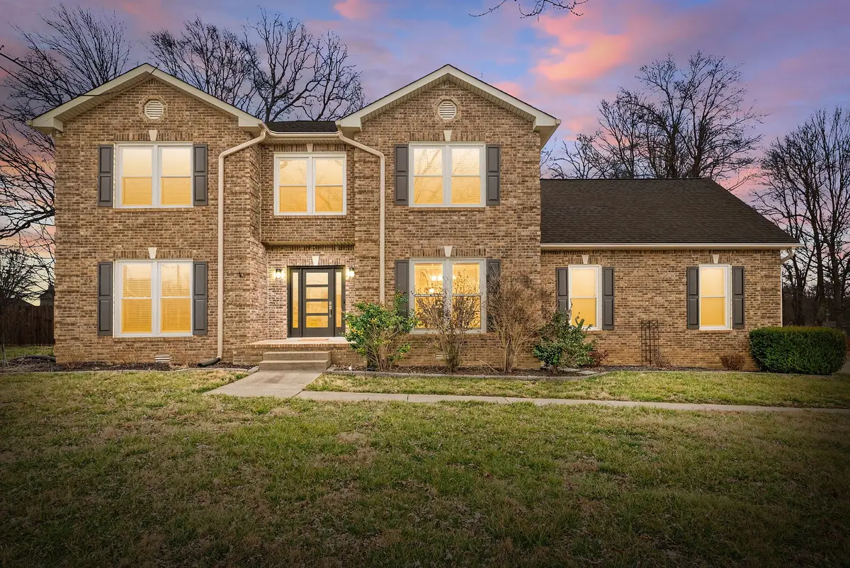 1359 W Rhett Butler Rd, Clarksville, TN 37042 - #1