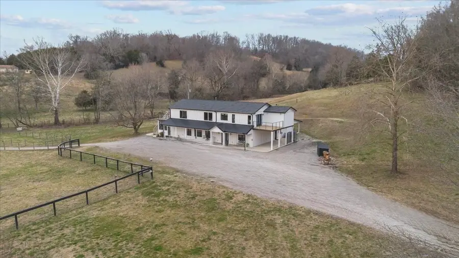 1355 Mitchell Rd, Pulaski, TN 38478 - #3