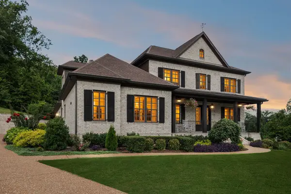 645 Legends Crest Dr, Franklin, TN 37069