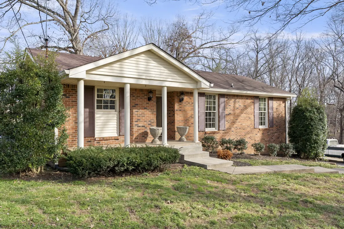 2261 Blakemore Dr, Clarksville, TN 37040 - #1