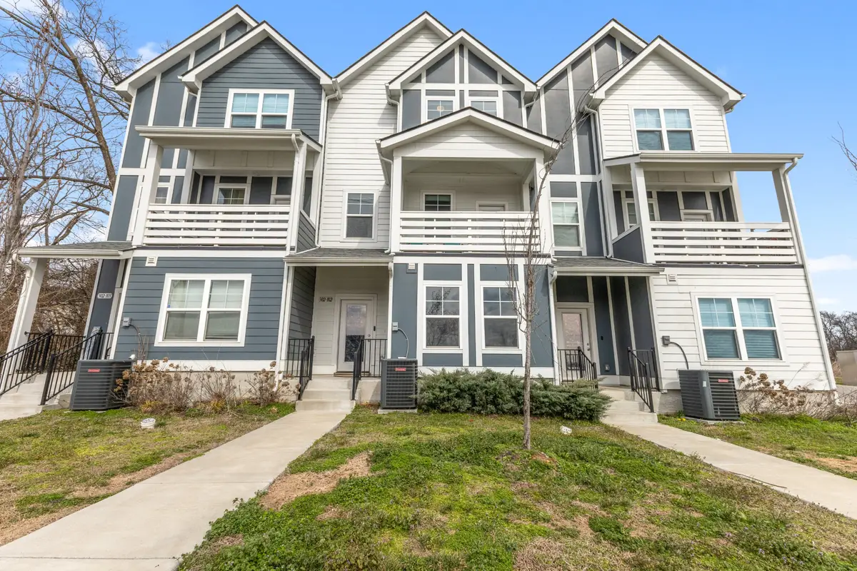 302 Williams Ave #102, Madison, TN 37115 - #1