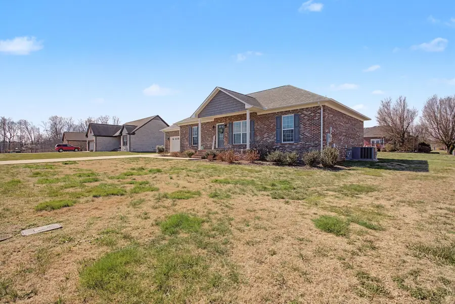 1702 Gordon Ln, Lawrenceburg, TN 38464 - #2