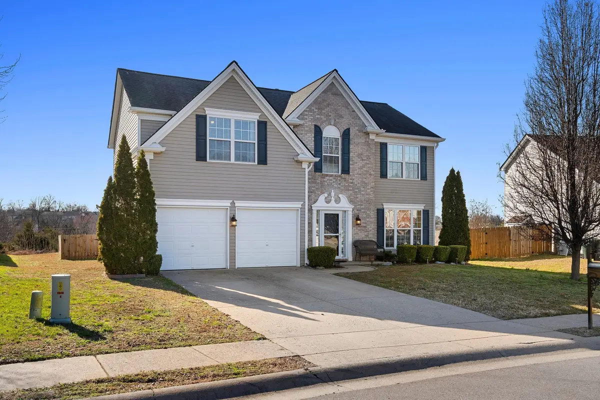 1713 Kendall Cove Ln, Mount Juliet, TN 37122 - #1