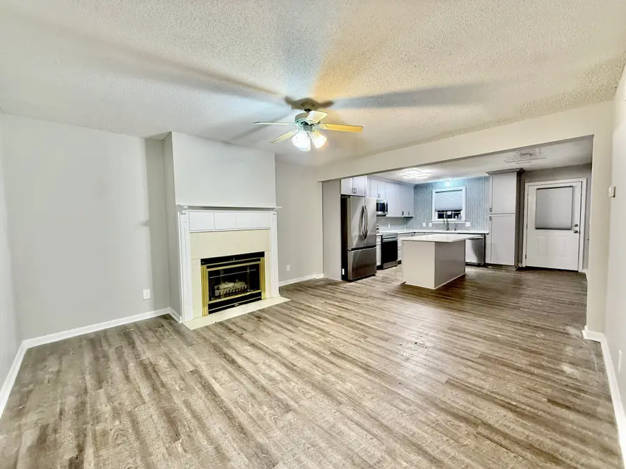 1645 Baltimore Dr, Clarksville, TN 37043 - #3