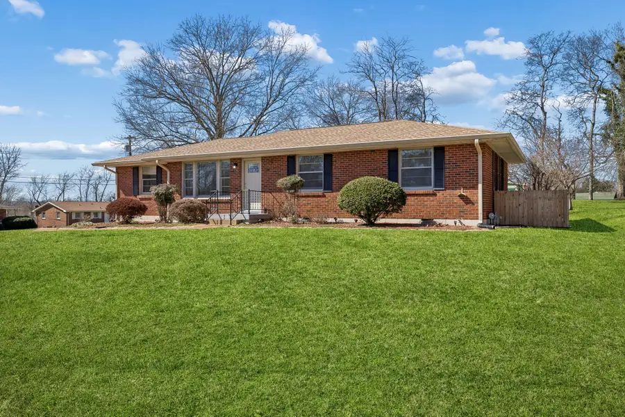 118 Newport Dr, Old Hickory, TN 37138 - #2