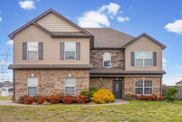 1205 Winterset Dr, Clarksville, TN 37040