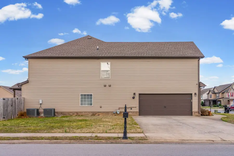 1205 Winterset Dr, Clarksville, TN 37040 - #3