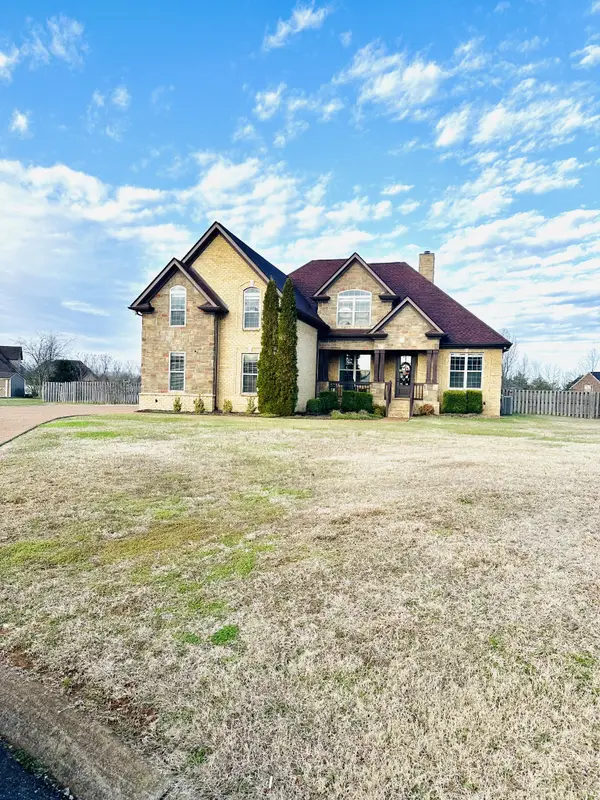 607 Stonefield Ct, Mount Juliet, TN 37122