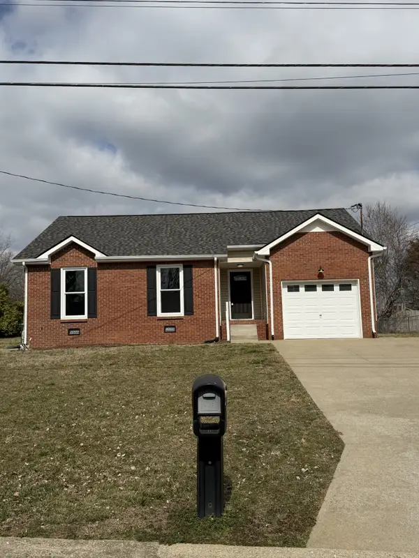 3105 Larson Ln, Clarksville, TN 37043