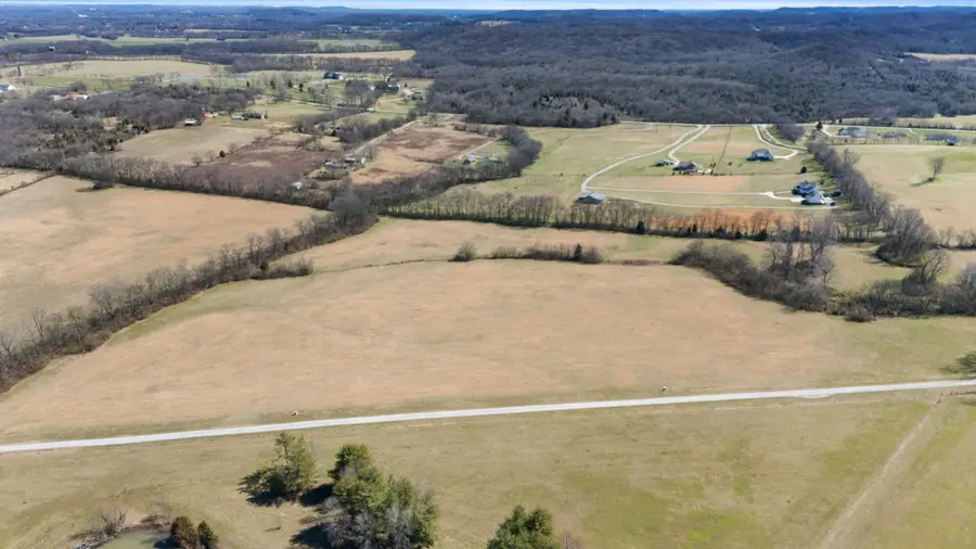 2041 Trilogy Ln, Mount Pleasant, TN 38474 - #3