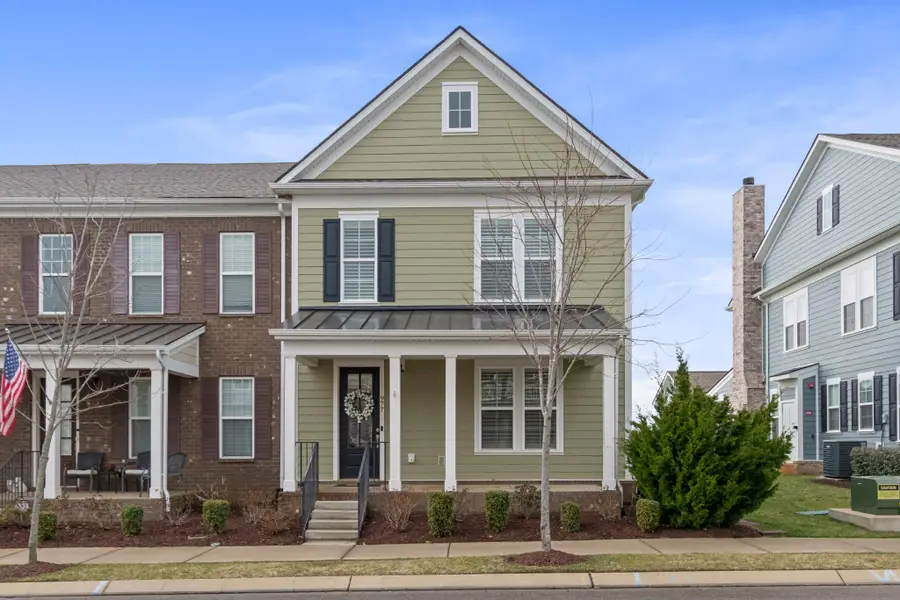 977 Carraway Ln, Spring Hill, TN 37174 - #2