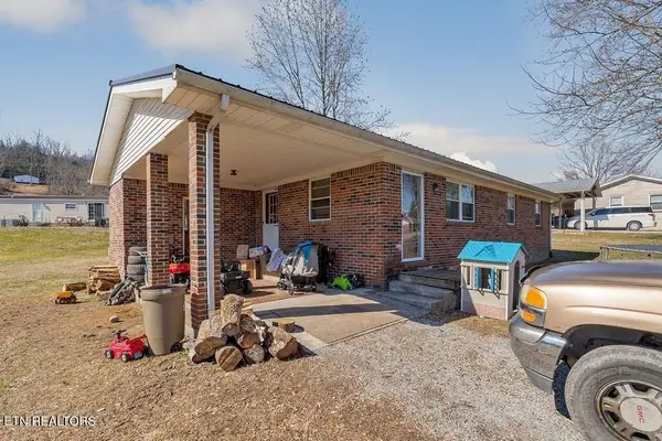 1105 Riverside Drive, Celina, TN 38551