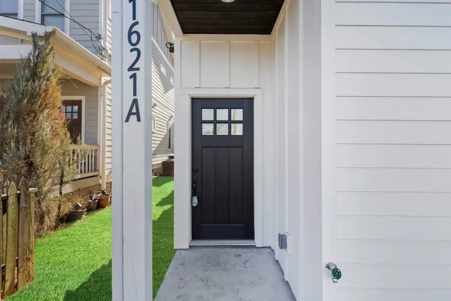 1621 9th Ave N, Nashville, TN 37208 - #2