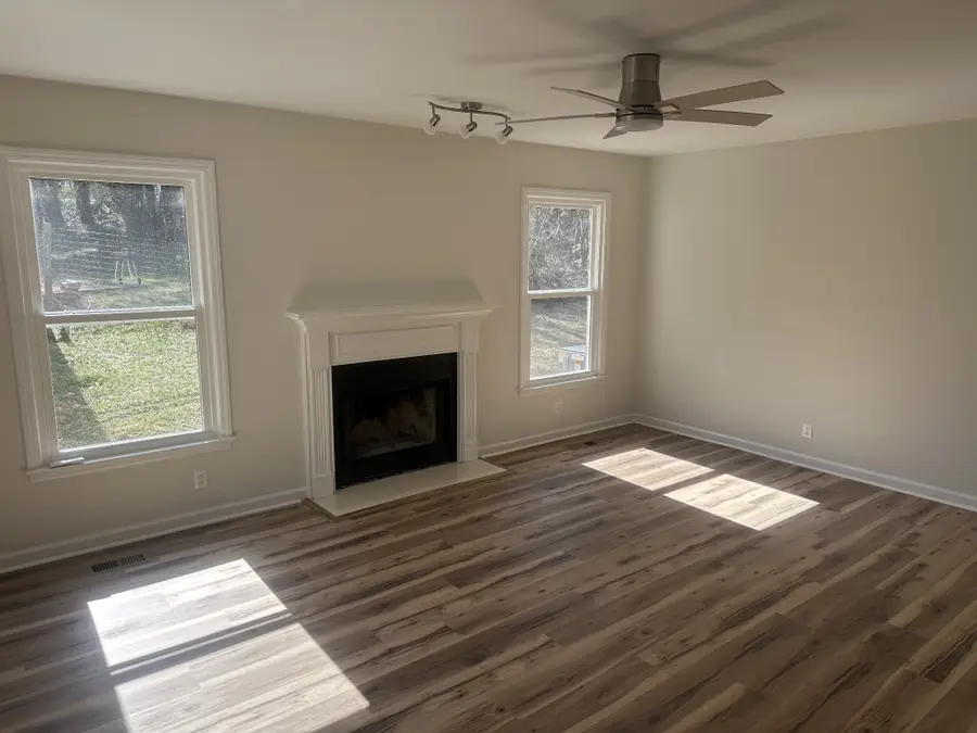 1010 Silver Point Dr, Murfreesboro, TN 37130 - #3