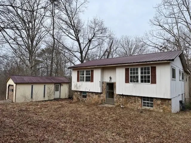 97 Roberts Dr, Crossville, TN 38555 - #1