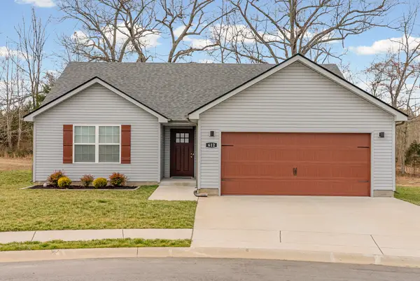 612 Crowder Ct, Clarksville, TN 37042