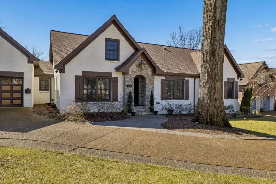 2517 Sharondale Dr, Nashville, TN 37215 - #3