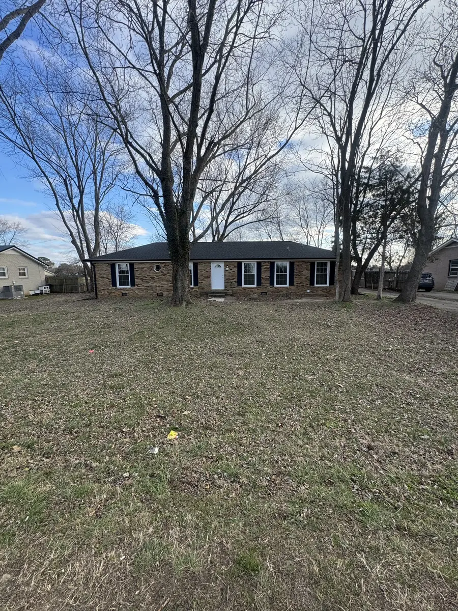 214 Cunningham Ln, Clarksville, TN 37042 - #3