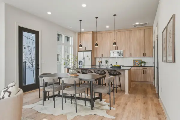 600 40th Ave N, Nashville, TN 37209