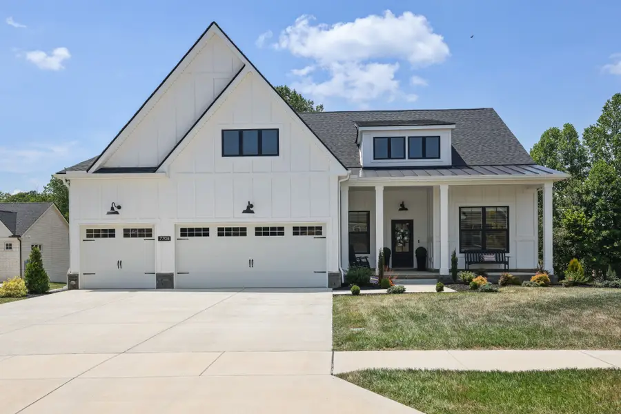 7708 Woodford Dr, Fairview, TN 37062 - #2