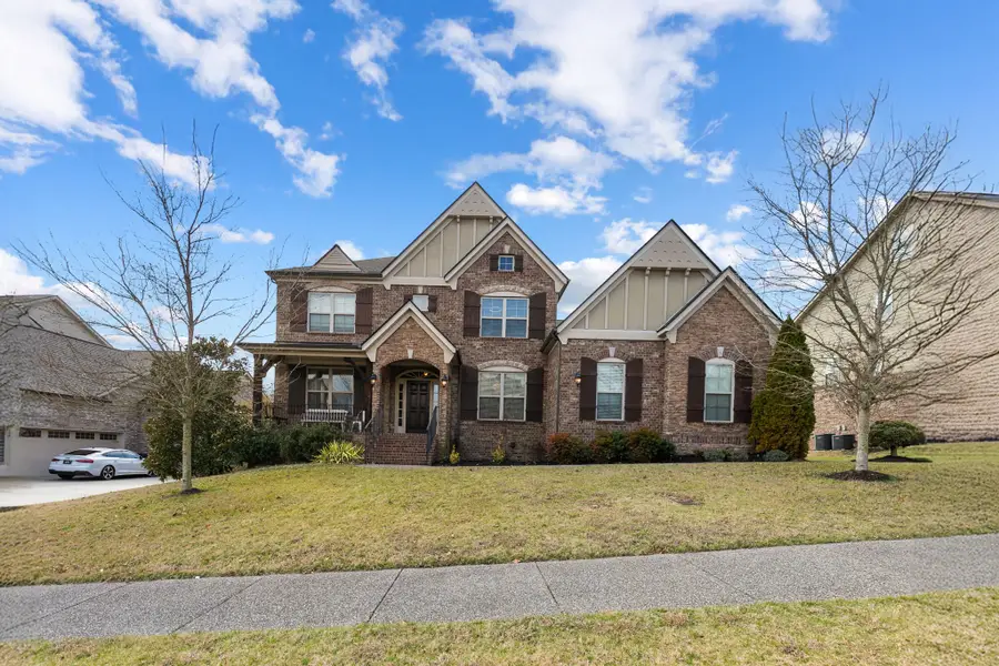 6729 Falls Ridge Ln, College Grove, TN 37046 - #2