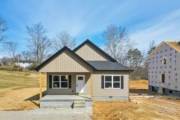 1118 W First Street, Dickson, TN 37055