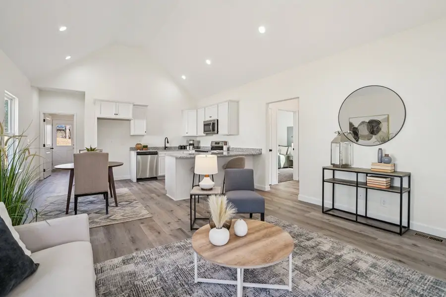 1118 W First Street, Dickson, TN 37055 - #2