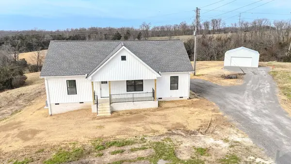 575 Pleasant Hill Rd, Lafayette, TN 37083