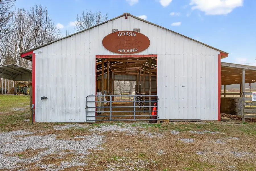 1680 Harrison Ferry Rd, McMinnville, TN 37110 - #3