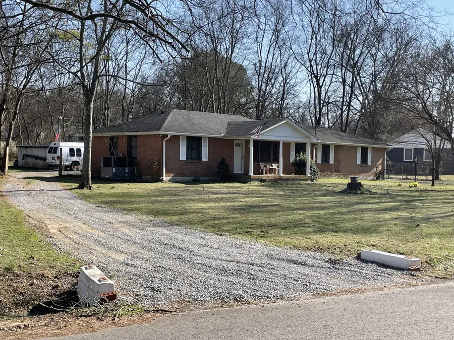 456 Ewing Ln, Nashville, TN 37207 - #2