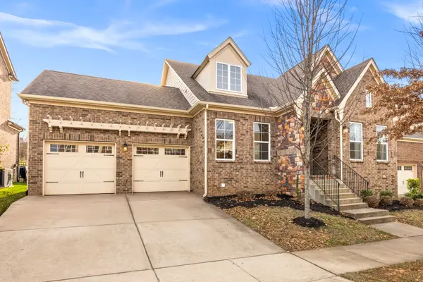 949 Ryecroft Ln, Franklin, TN 37064