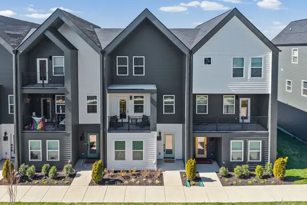 550 Markham St #33, Nashville, TN 37214