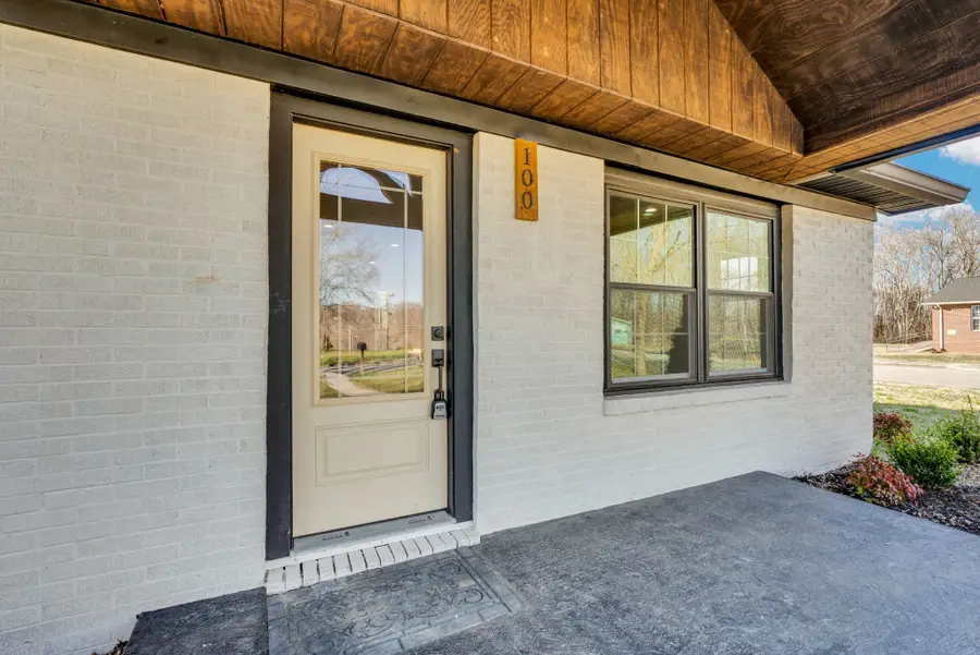 100 Holly St, McMinnville, TN 37110 - #2