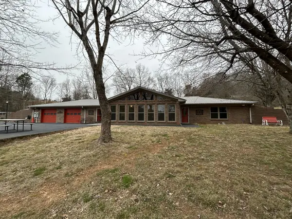 229 Coldwater Creek Rd, Taft, TN 38488
