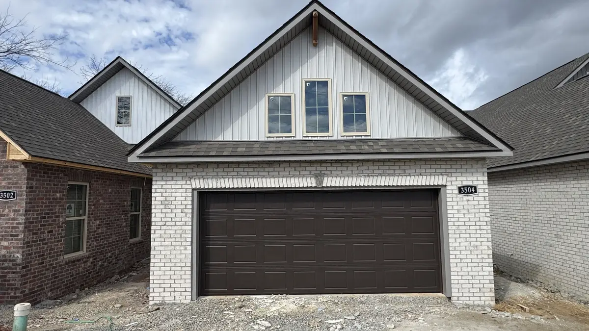 3504 Oakland Rd, Springfield, TN 37172 - #1