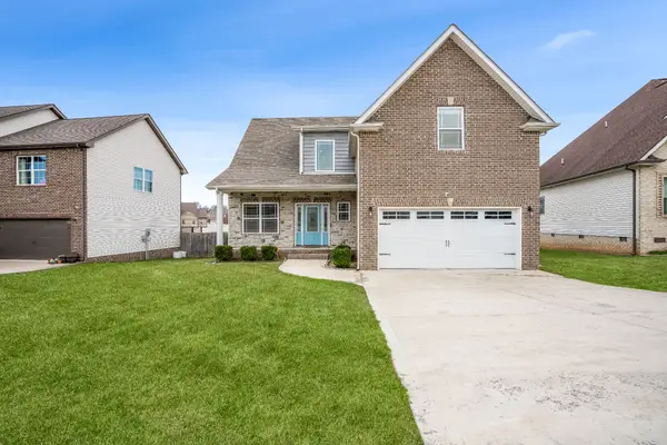 1025 Shirley Dr, Clarksville, TN 37042