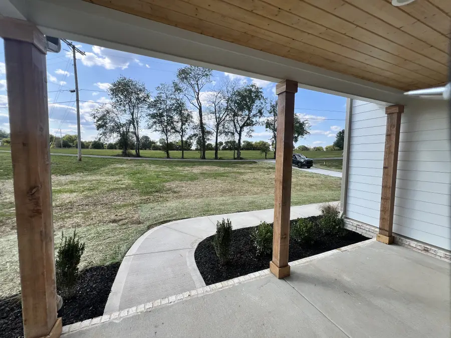 568 Hiwassee Rd, Lebanon, TN 37087 - #3