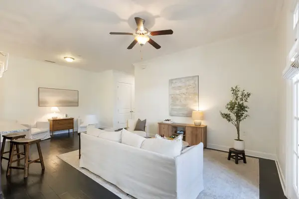 6030 Keats St #102, Franklin, TN 37064