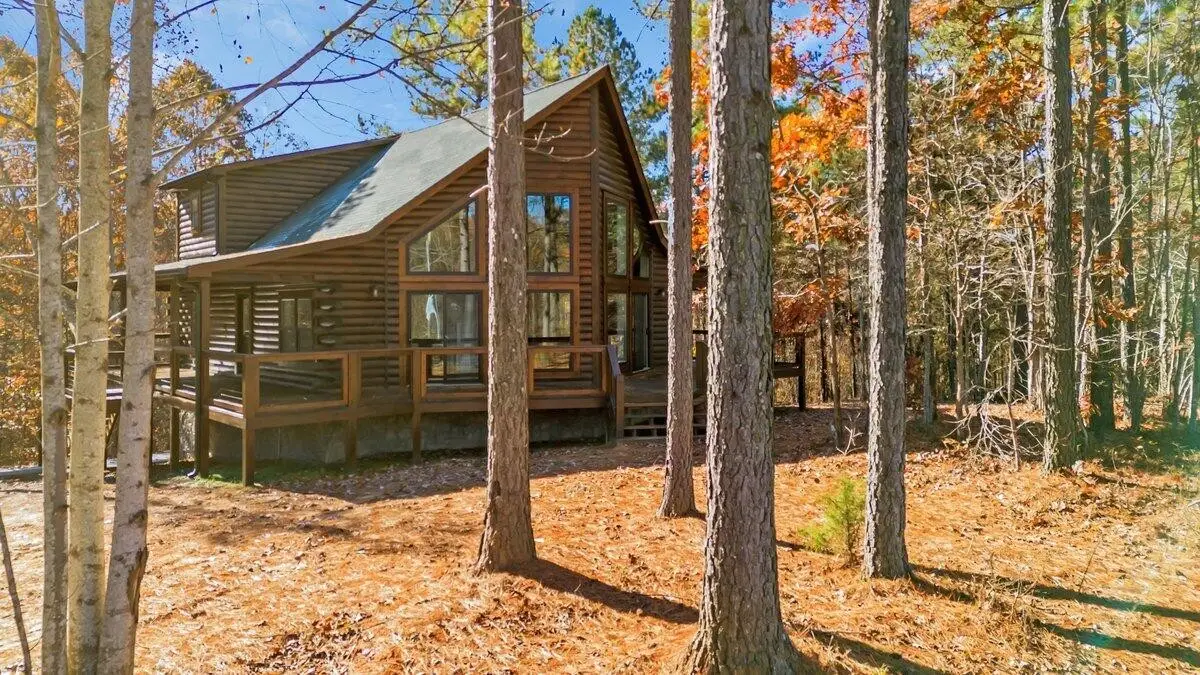 415 Thunder Ridge Drive, South Pittsburg, TN 37380 - #1