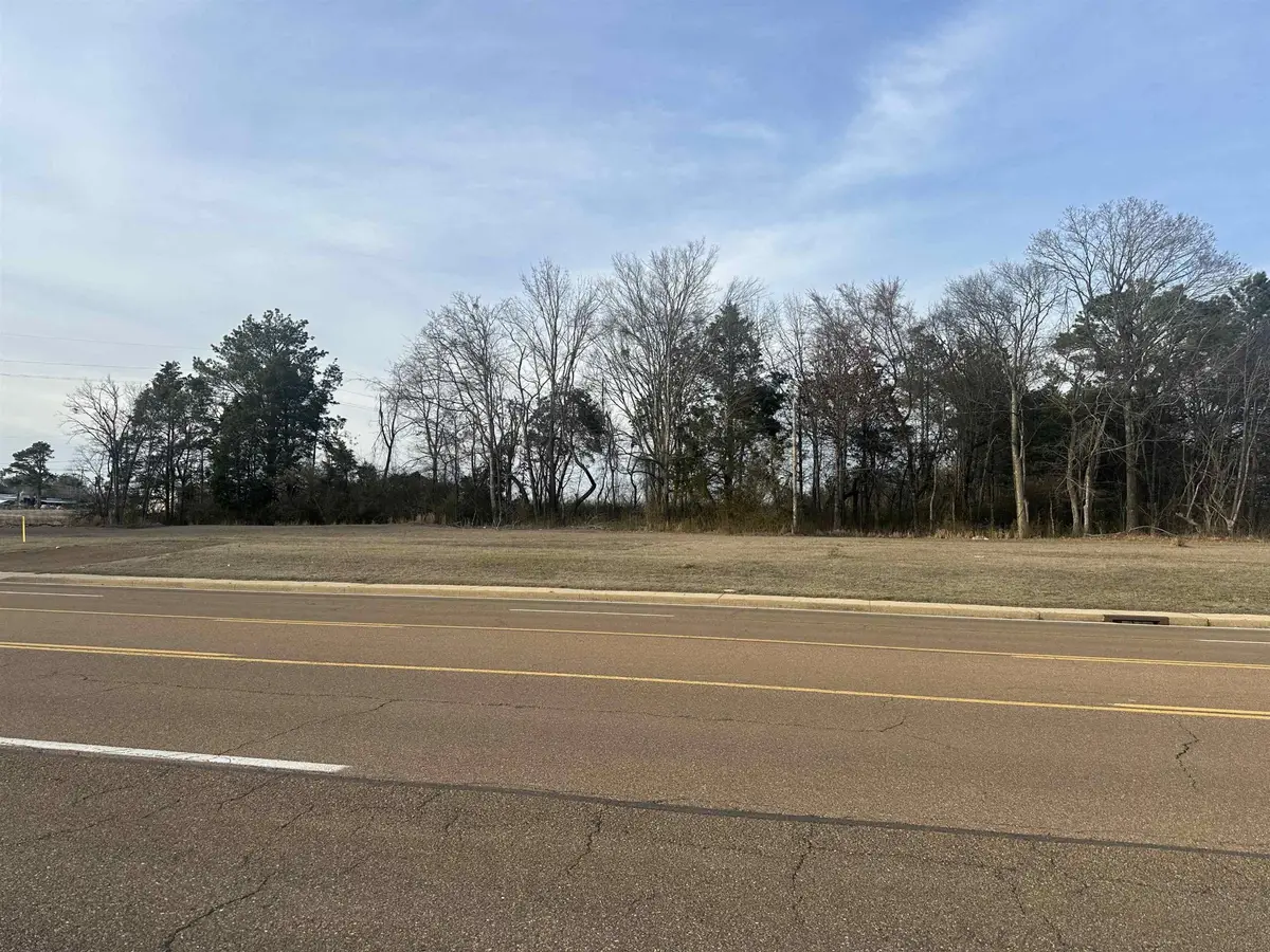 654 Main St, Adamsville, TN 38310 - #1