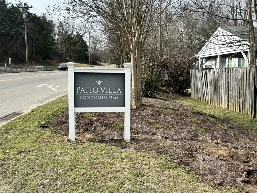 901 Patio Dr, Nashville, TN 37214 - #2