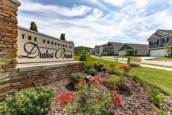 942 Millstream Dr N, Nashville, TN 37218