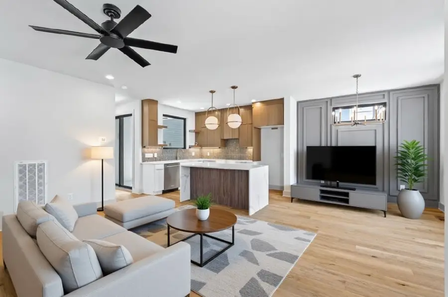 2010A 9th Ave N, Nashville, TN 37208 - #2