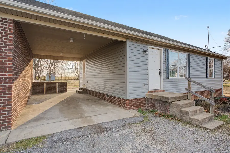 1115 W Church St, Orlinda, TN 37141 - #3