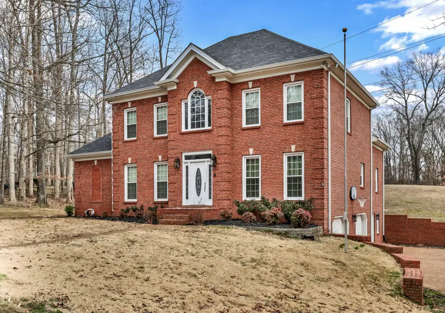 950 Ridgewood Dr, Clarksville, TN 37043 - #3