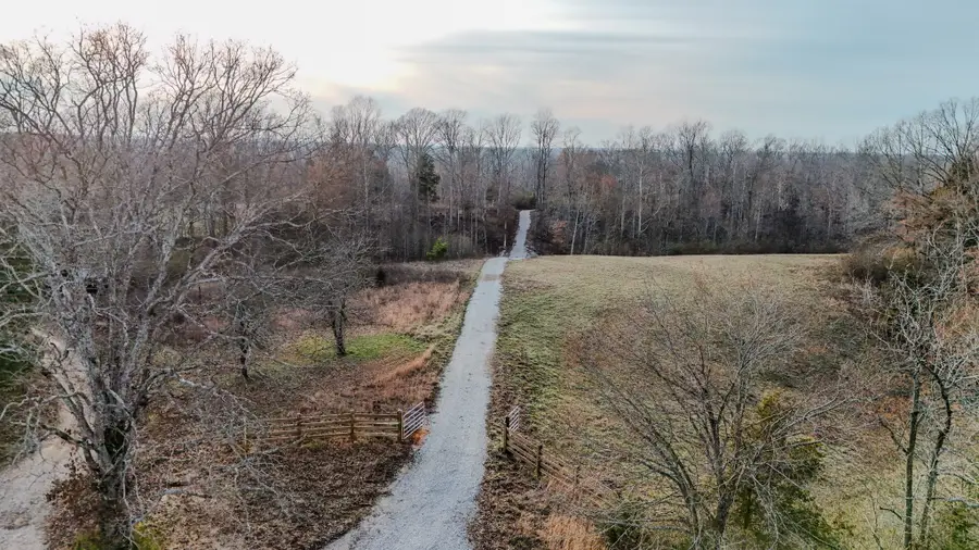 835 Mount Zion Rd, Decaturville, TN 38329 - #3