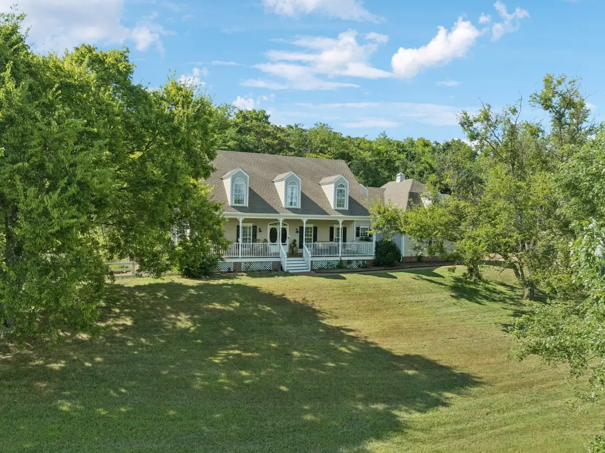 4235 Little Pond Ln, Thompsons Station, TN 37179 - #1
