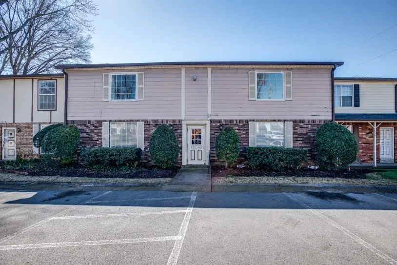 932 Coarsey Dr, Nashville, TN 37217 - #1